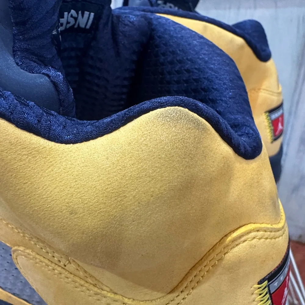 Nike  Air Jordan 5 Retro SP 